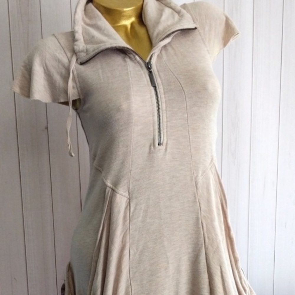 Philosophy dress